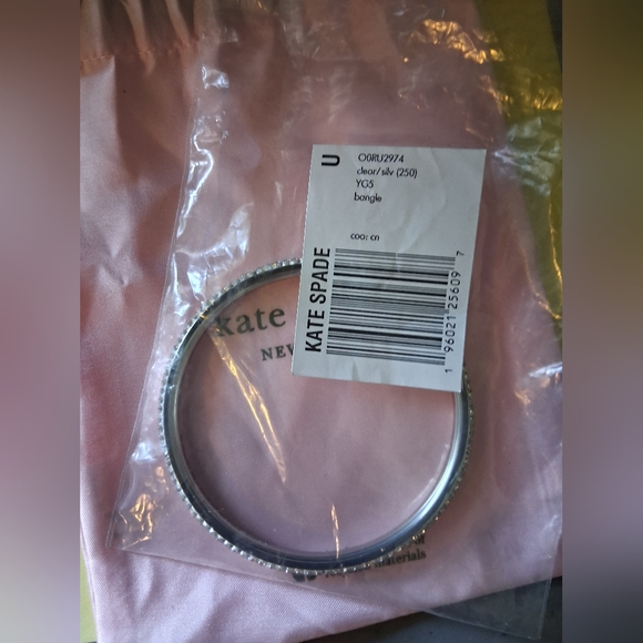 Kate Spade New York Razzle Dazzle Bangle. - Picture 2 of 5